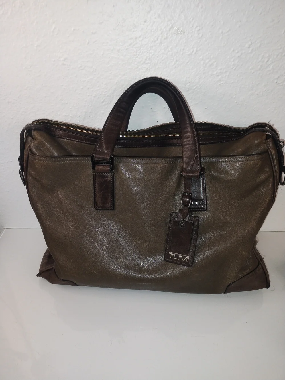 TUMI Beacon Hill Irving Slim Briefs Briefcase Messenger Bag- NO Shoulder Strap